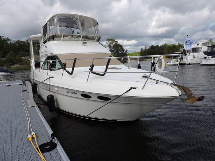 sea ray 380 aft cabin review